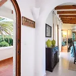 Addaya By Book Menorca Apartman